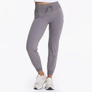 Vuori Women’s Daily Jogger – Smoke Grey - Size Small